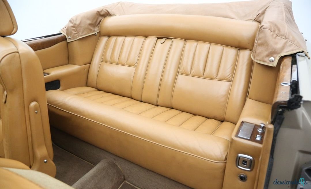 1969' Rolls-Royce Corniche photo #2