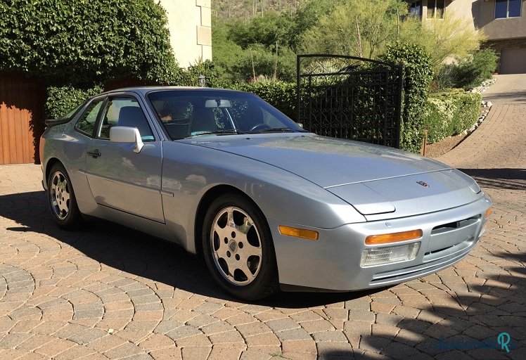 1988' Porsche 944 Turbo S photo #1