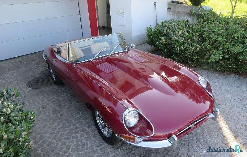 1967' Jaguar E-Type photo #1