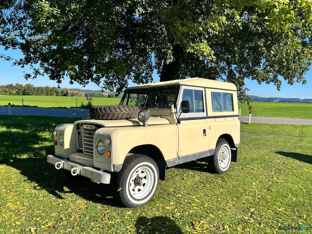 1980' Land Rover Series III photo #2