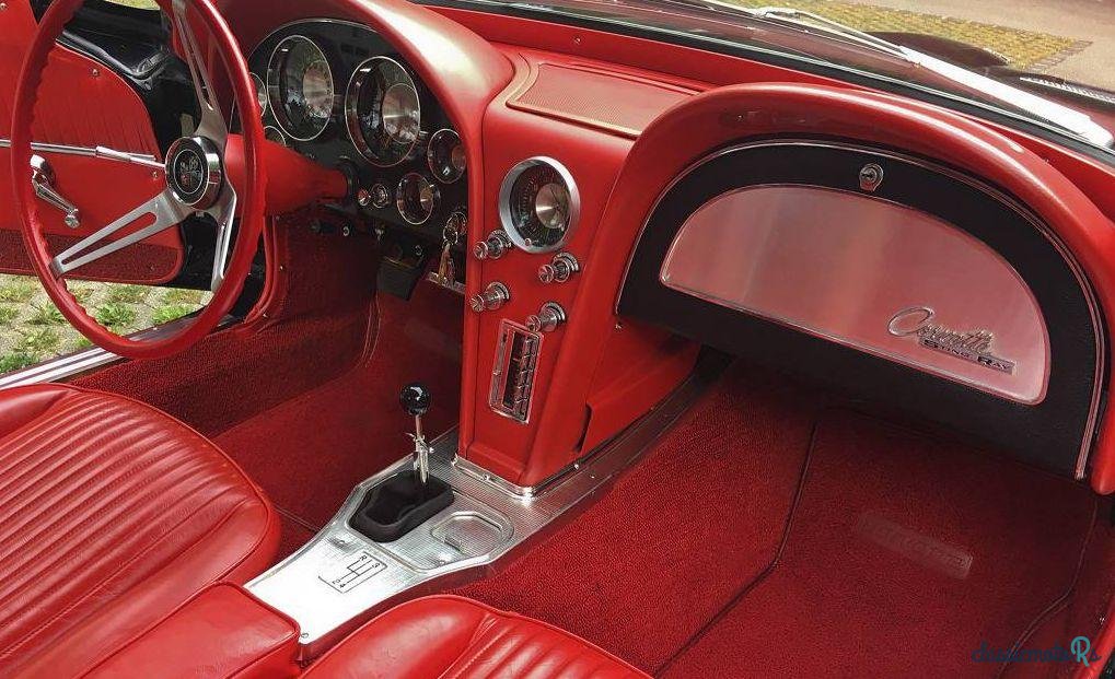 1963' Chevrolet Corvette photo #5