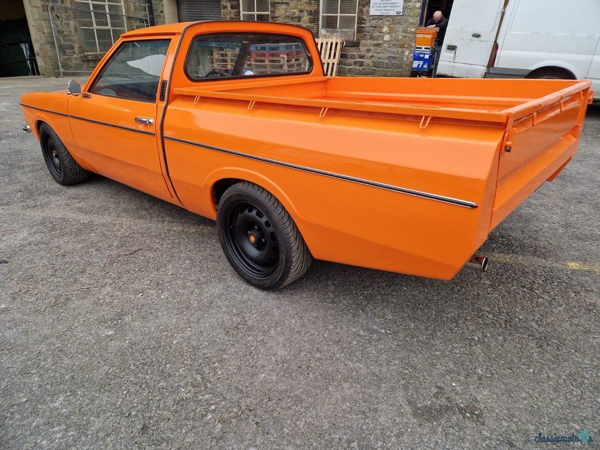 1976' Ford Cortina photo #2