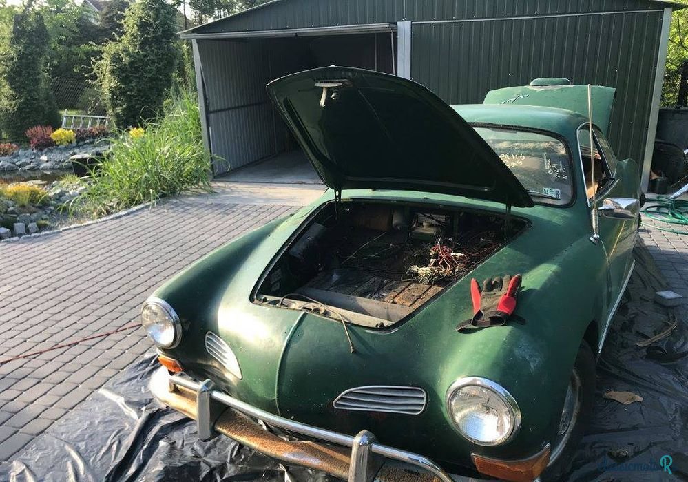 1971' Volkswagen Karmann Ghia photo #3