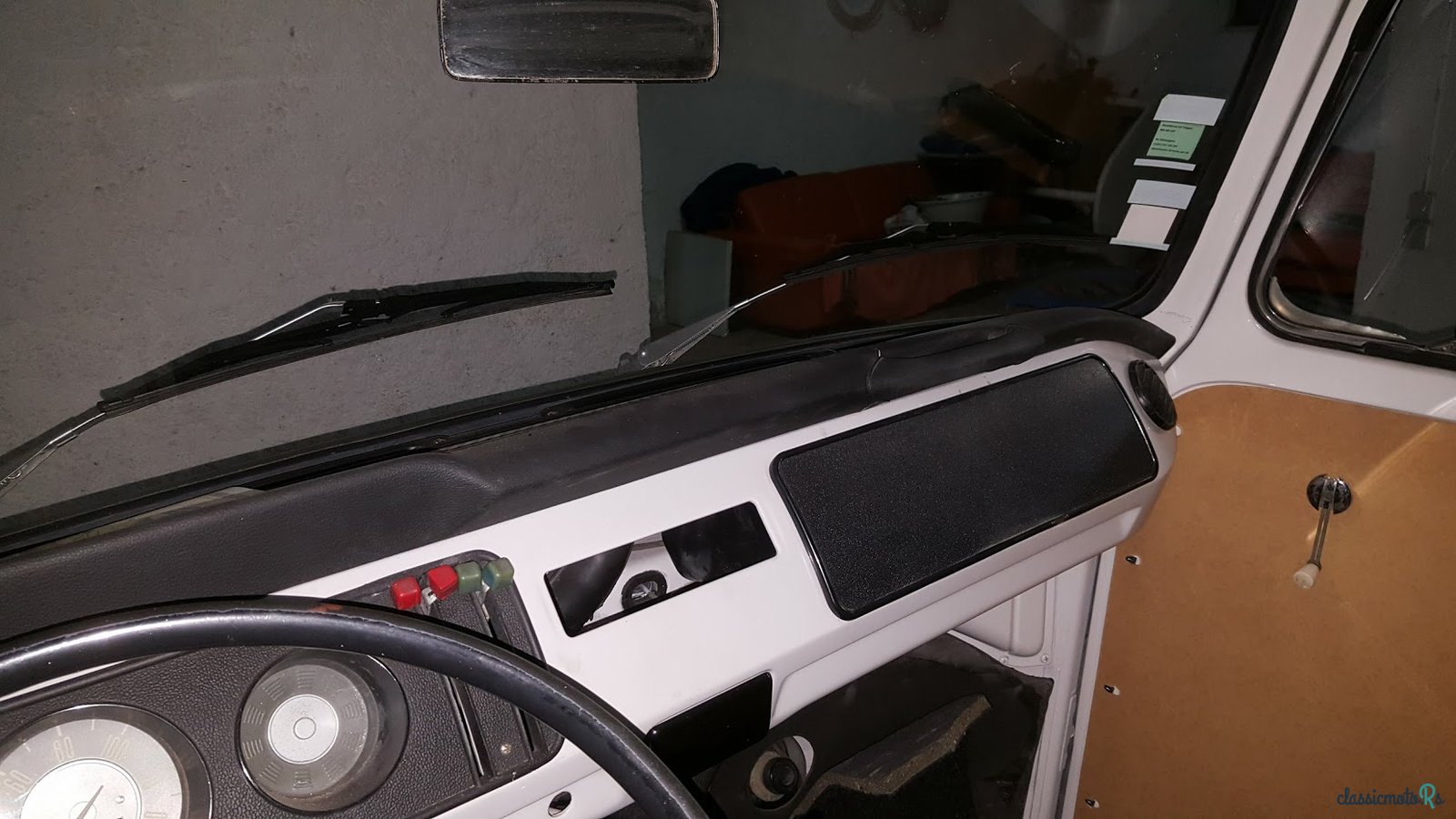 1968' Volkswagen T2 photo #2