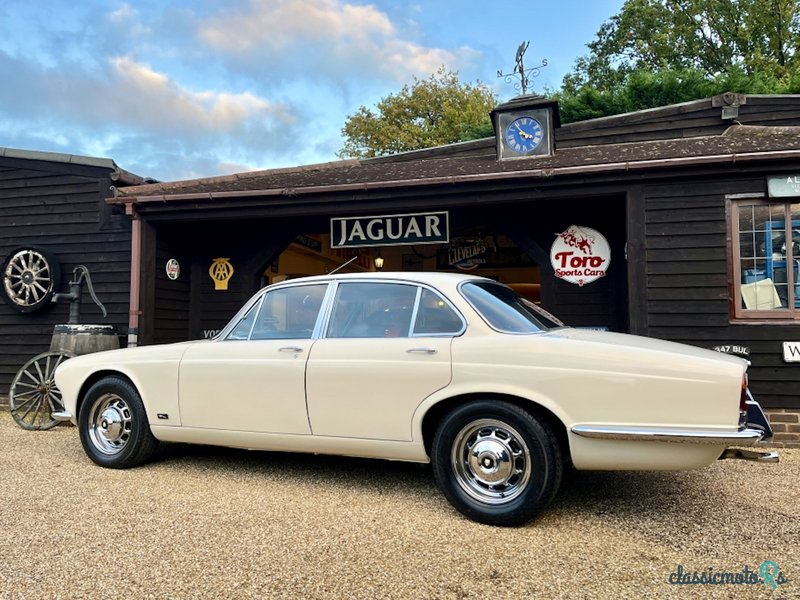 1973' Jaguar XJ12 photo #4