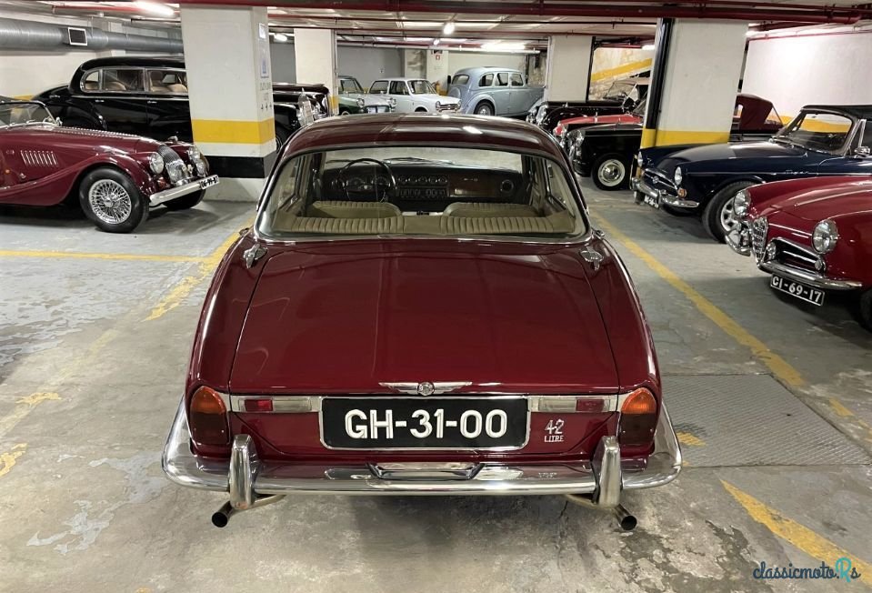 1969' Jaguar XJ photo #4