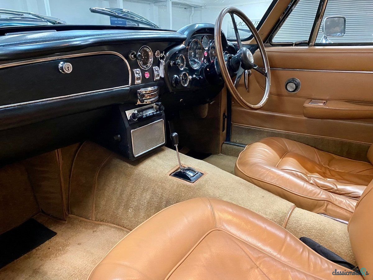 1966' Aston Martin DB6 photo #5