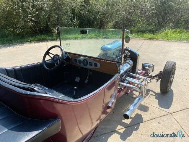 1923' Ford photo #6