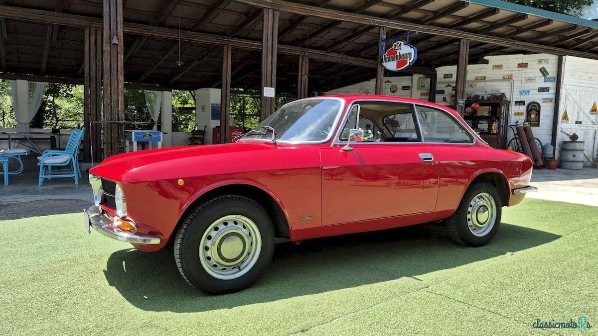 1971' Alfa Romeo Gt Junior photo #4