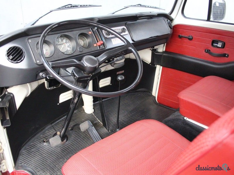 1972' Volkswagen Type 2 photo #3