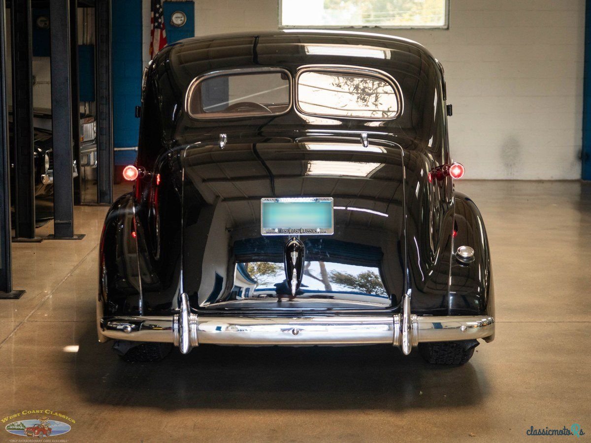 1938' Oldsmobile F 37 photo #6