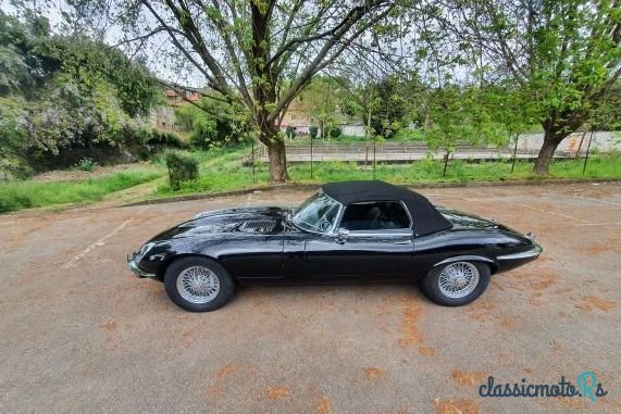 1974' Jaguar E-Type photo #4