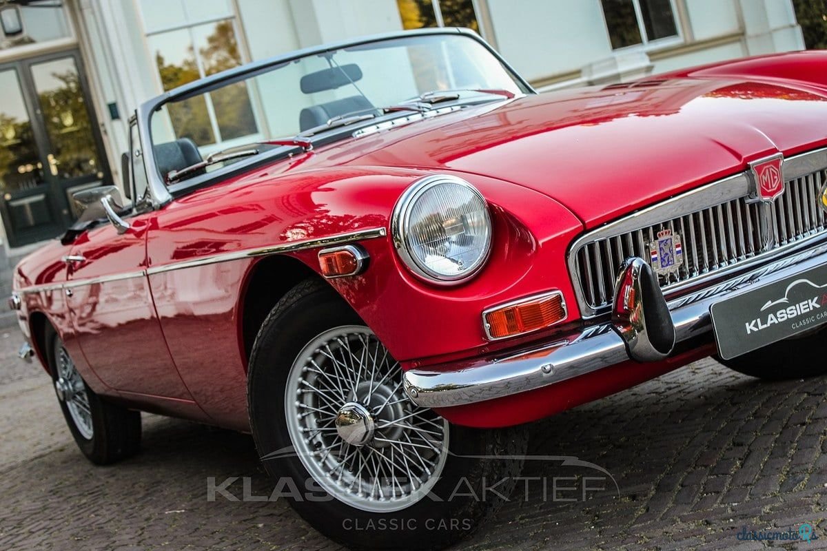 1973' MG MGB photo #6