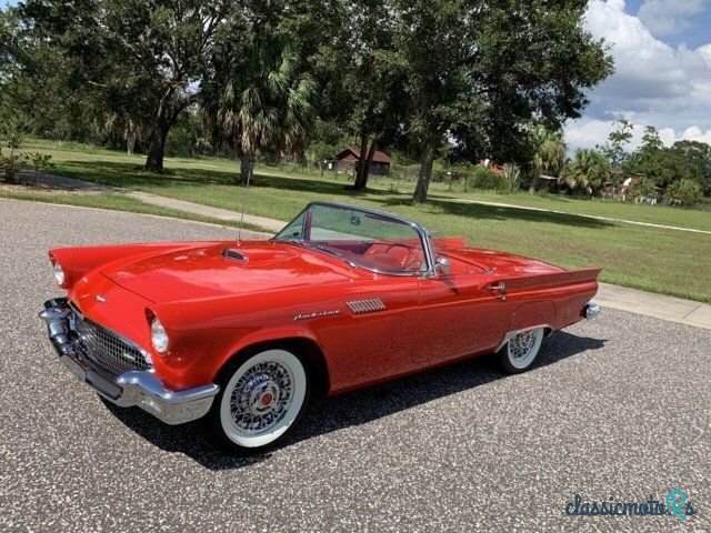 1957' Ford Thunderbird photo #1