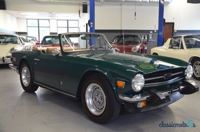 1975' Triumph TR6 photo #6