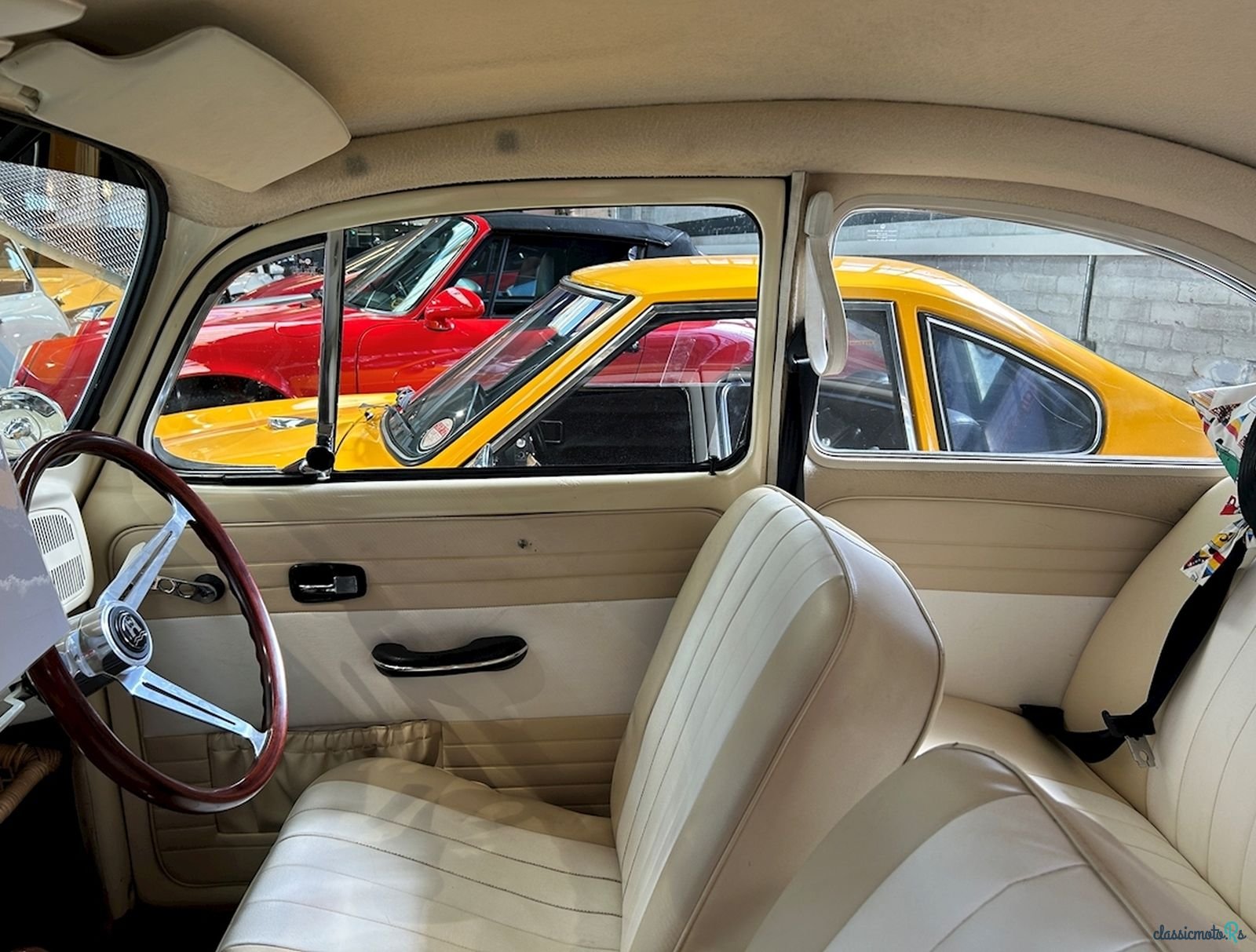 1972' Volkswagen 1300 photo #4