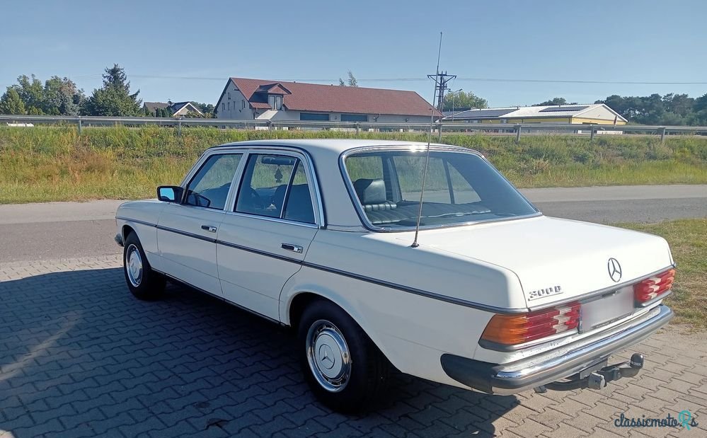 1980' Mercedes-Benz W123 photo #4
