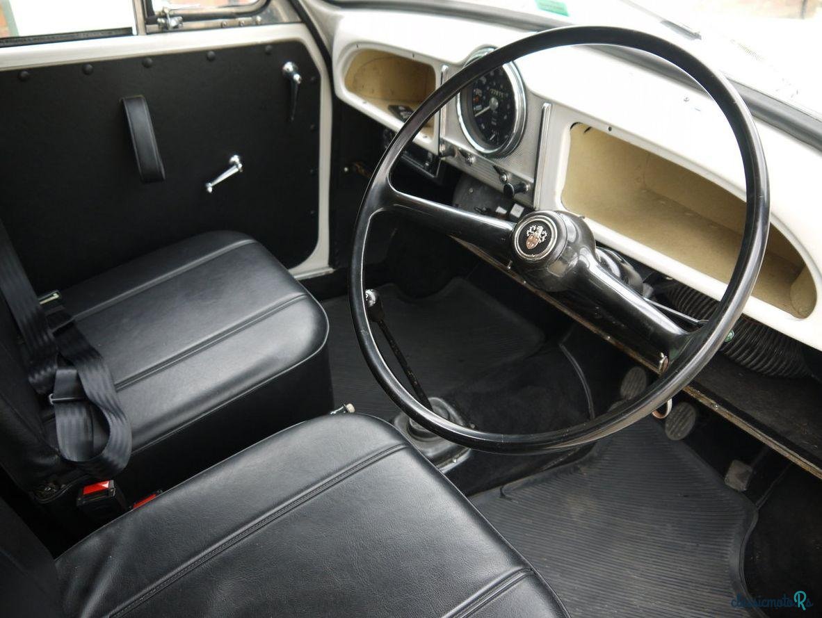 1971' Morris Minor Van photo #3