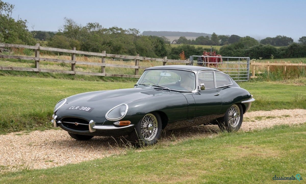 1964' Jaguar E-Type photo #1