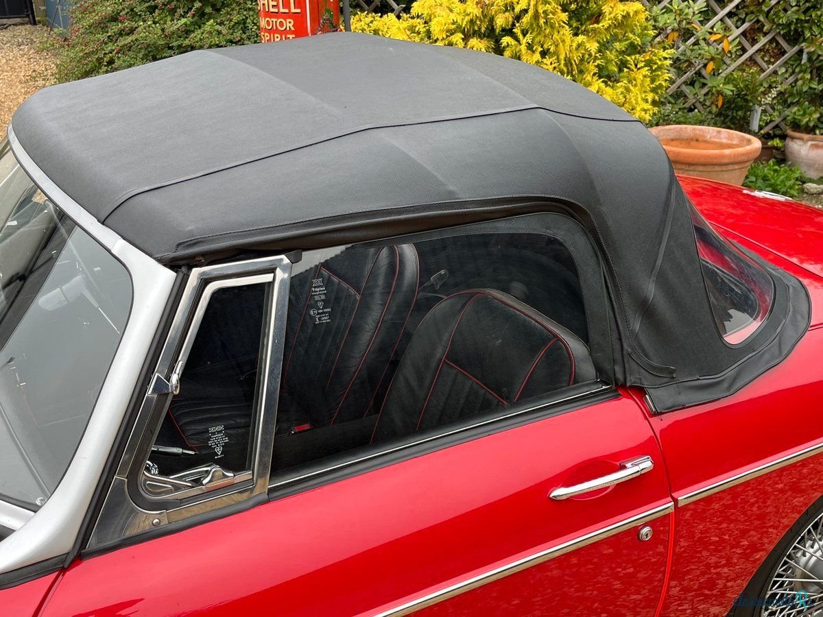 1967' MG MGB photo #4