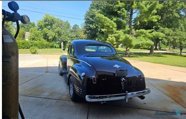 1941' Plymouth Special Deluxe photo #3