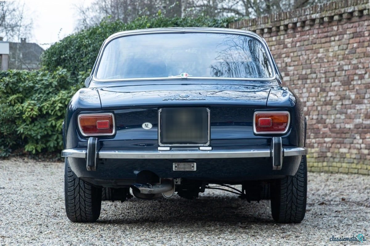 1971' Alfa Romeo Gt Junior photo #5