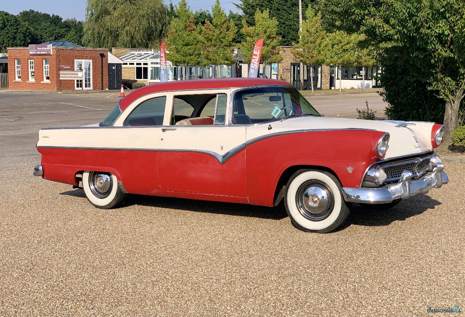 1955' Ford Fairlane photo #2