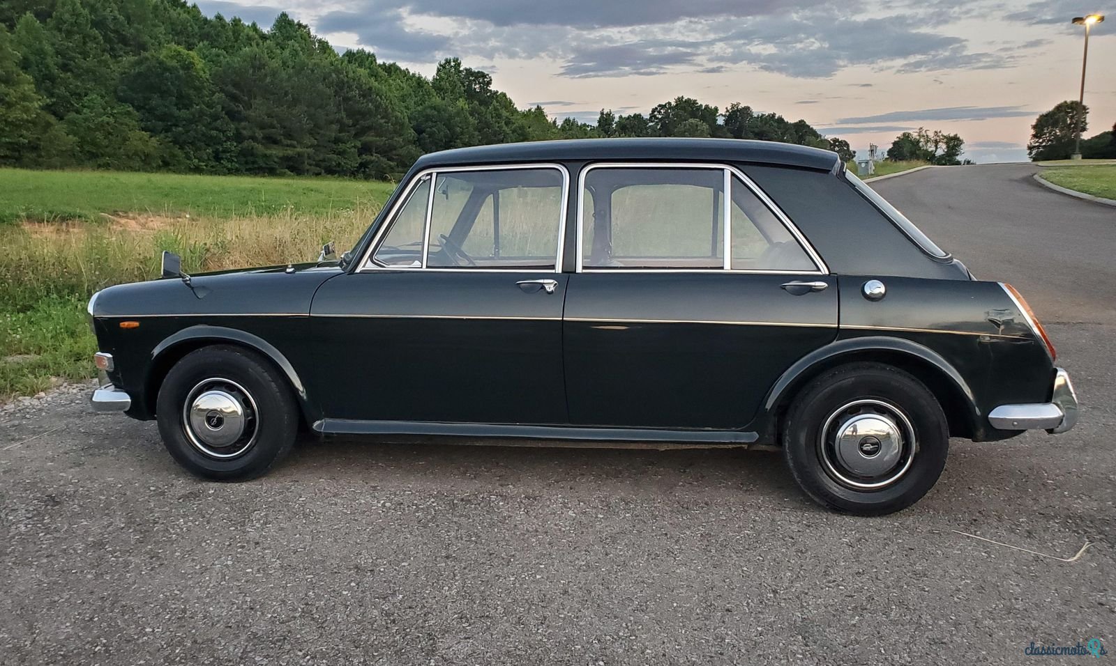 1973' Morris photo #3