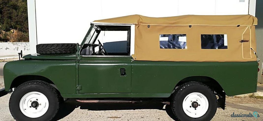 1971' Land Rover Serie-Iii 109' Long photo #1