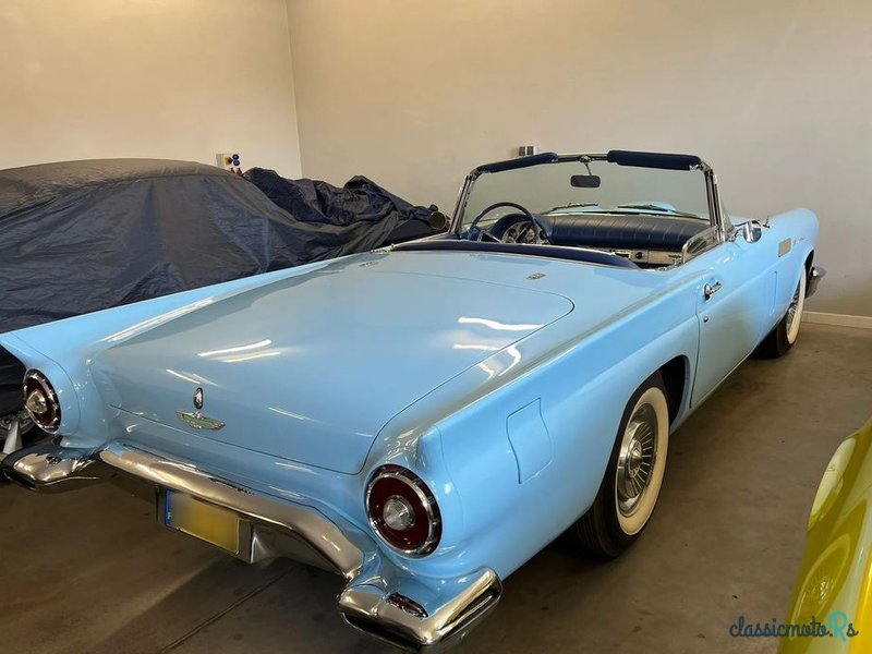 1957' Ford Thunderbird photo #5