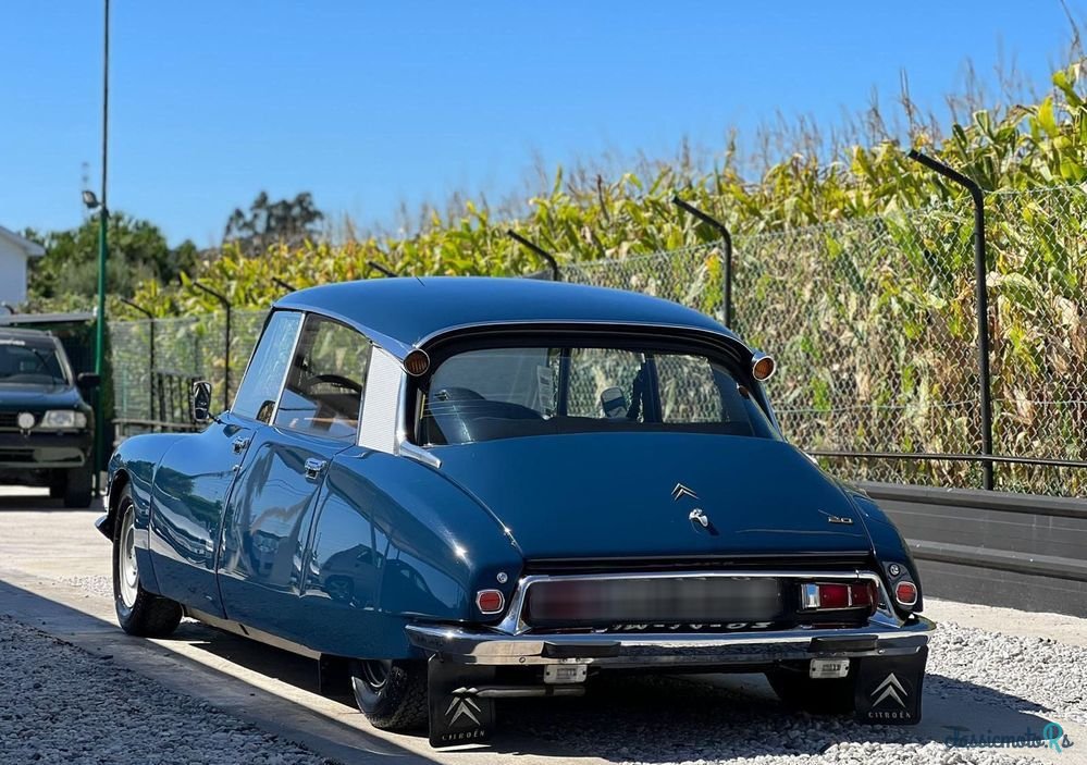 1974' Citroen DS photo #2