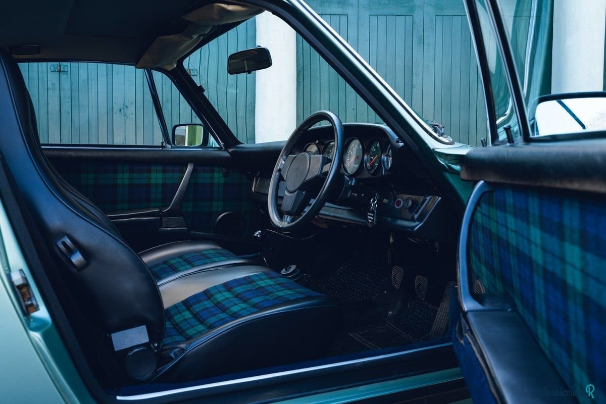 1975' Porsche 911 photo #5
