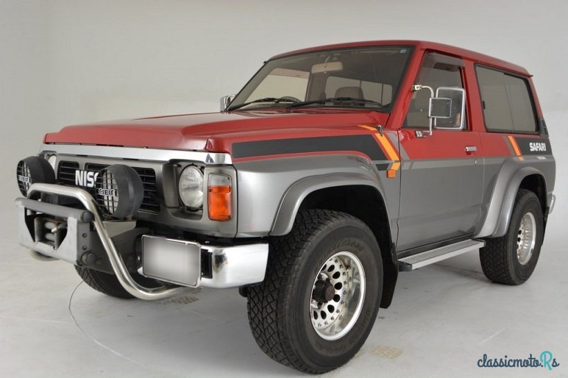 1989' Nissan Safari photo #3