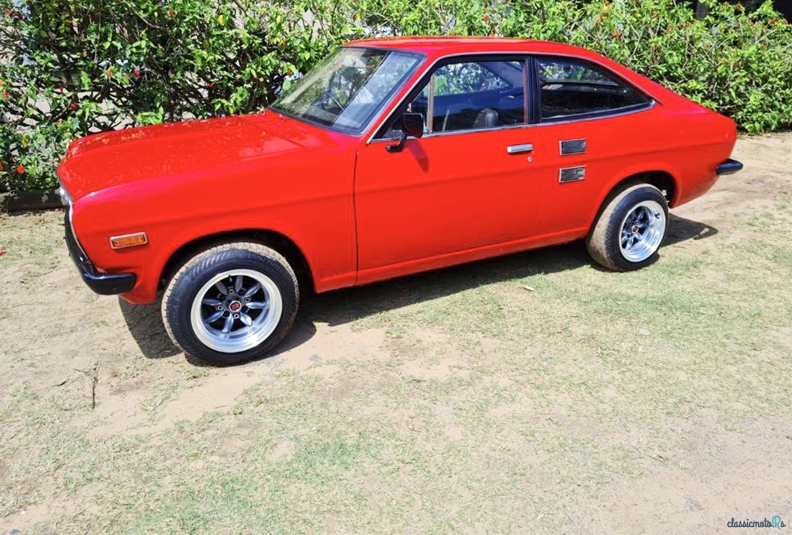 1974' Datsun 1200 Coupe photo #3