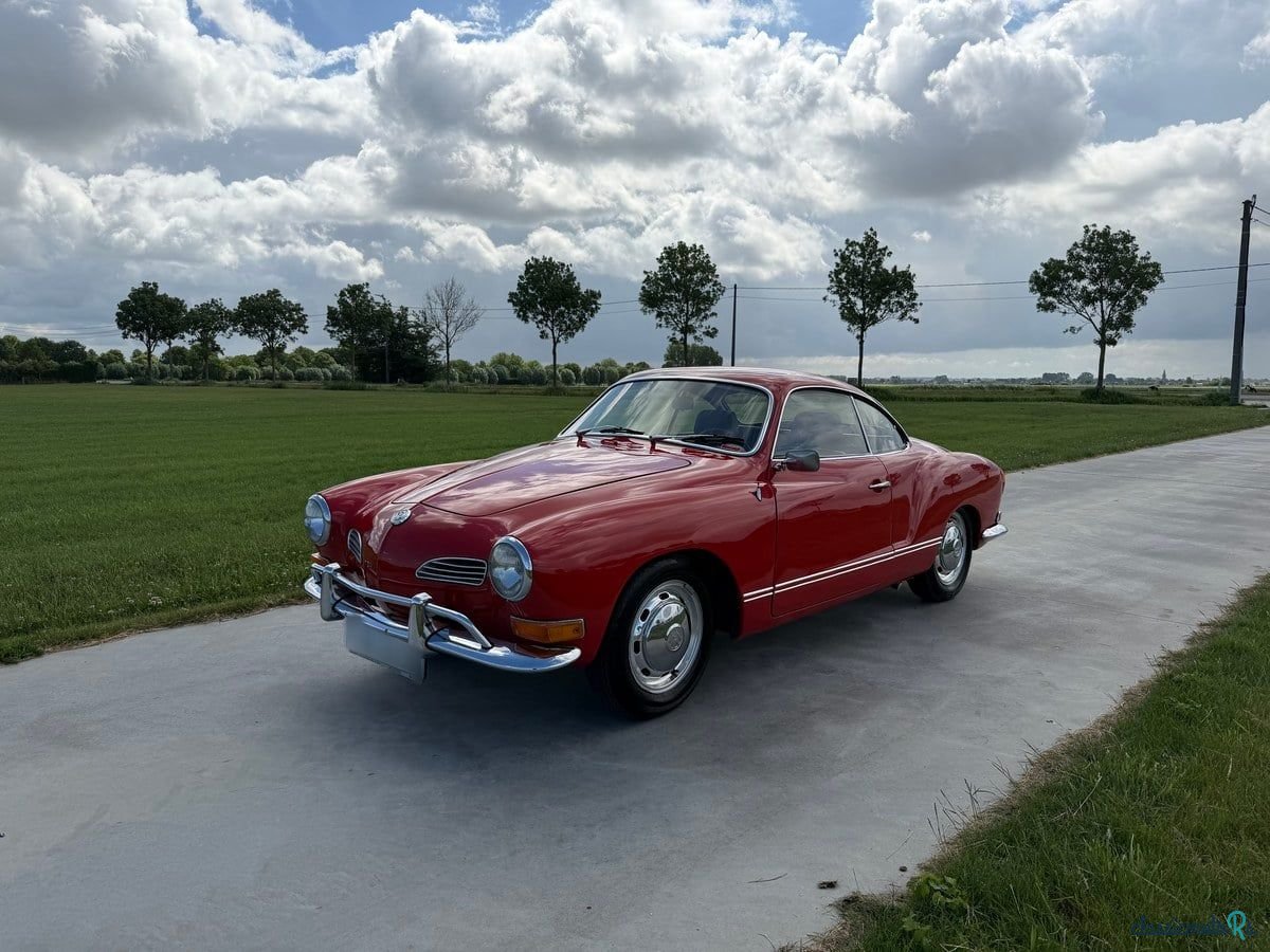 1970' Volkswagen Karmann Ghia photo #4