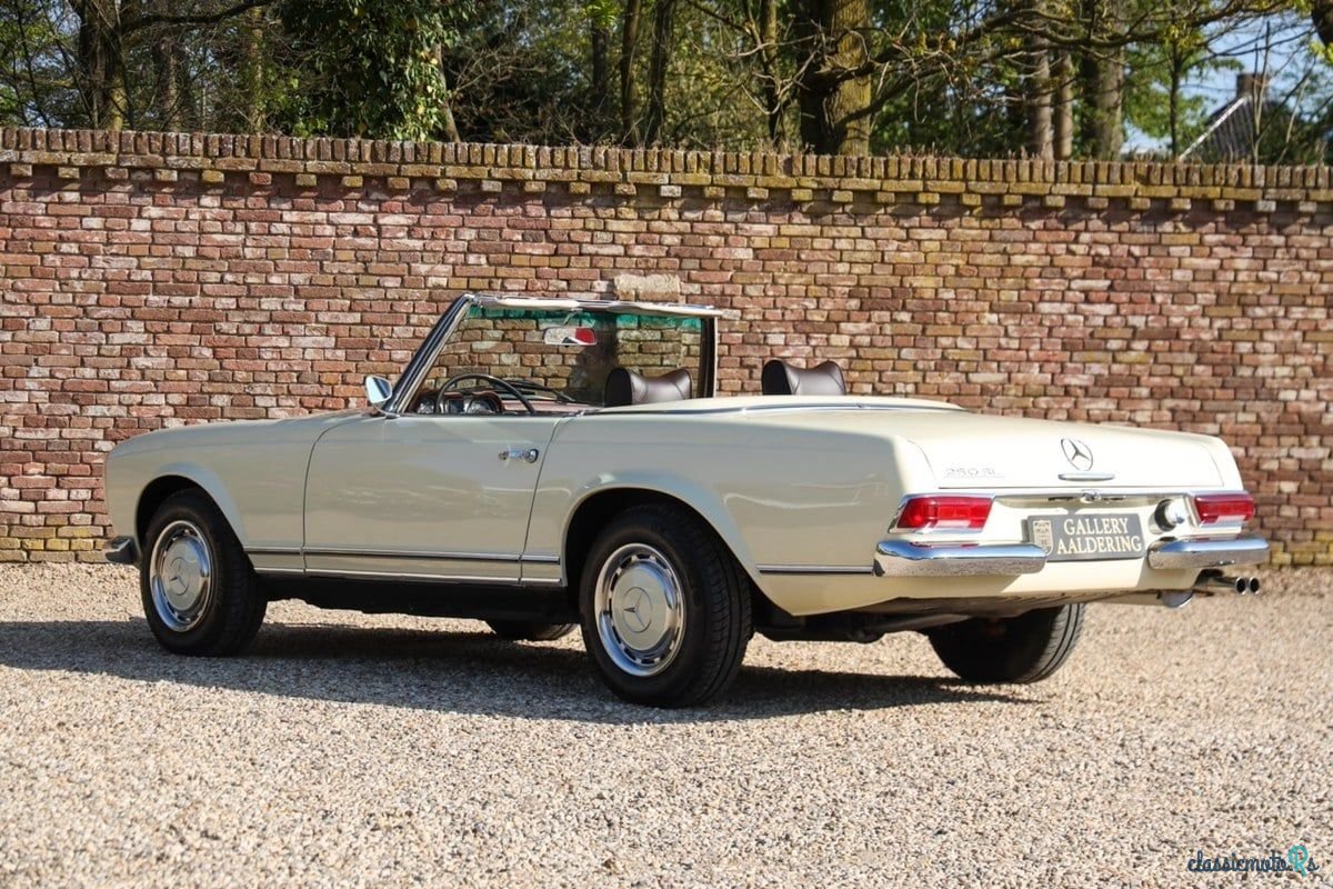1967' Mercedes-Benz Sl Class photo #2