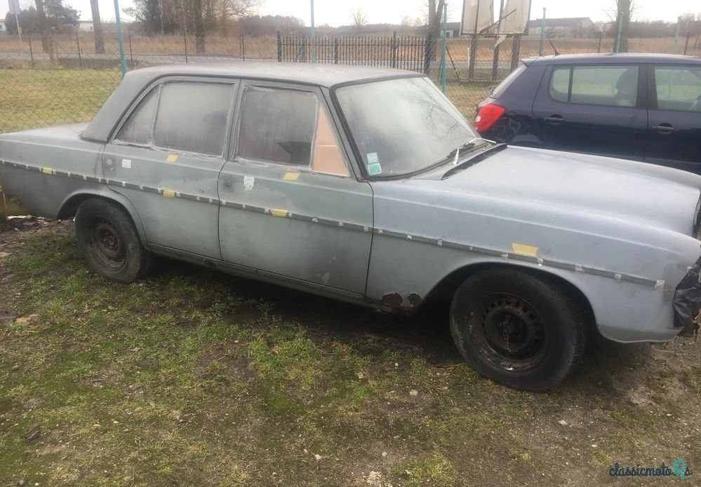 1971' Mercedes-Benz 280 photo #2