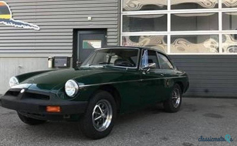 1975' MG MGB GT photo #1