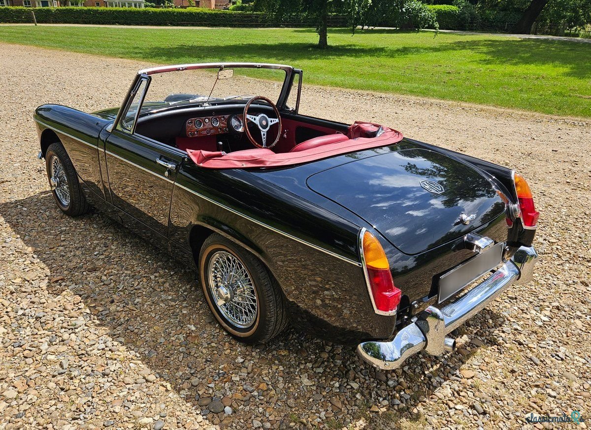 1965' MG Midget photo #4