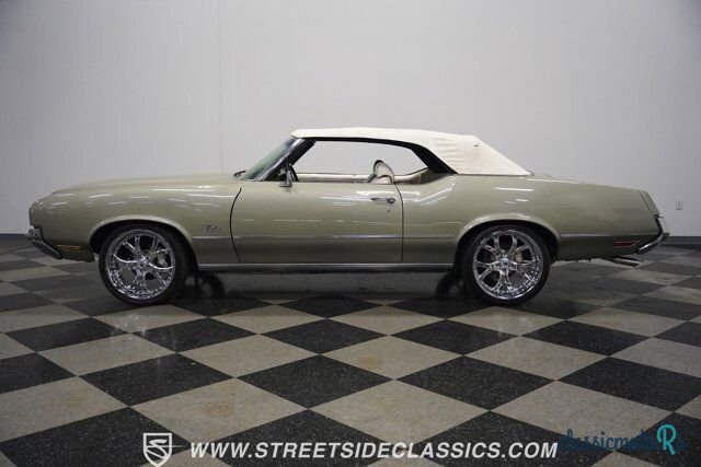 1972' Oldsmobile Cutlass photo #2