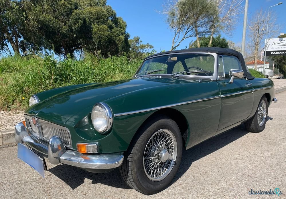 1966' MG MGB photo #1