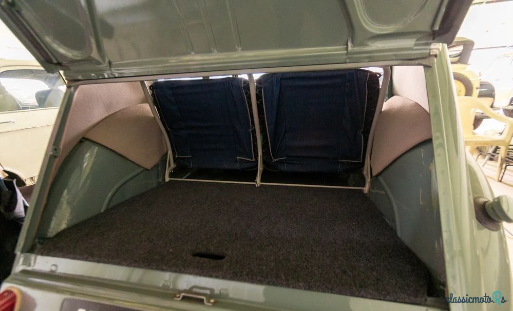 1961' Citroen 2CV photo #3