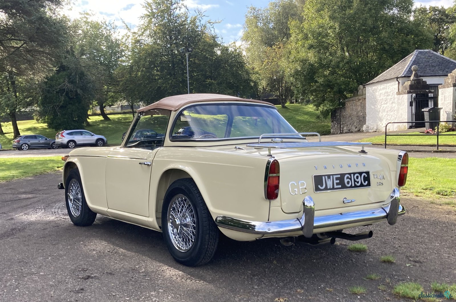 1967' Triumph TR4 photo #6