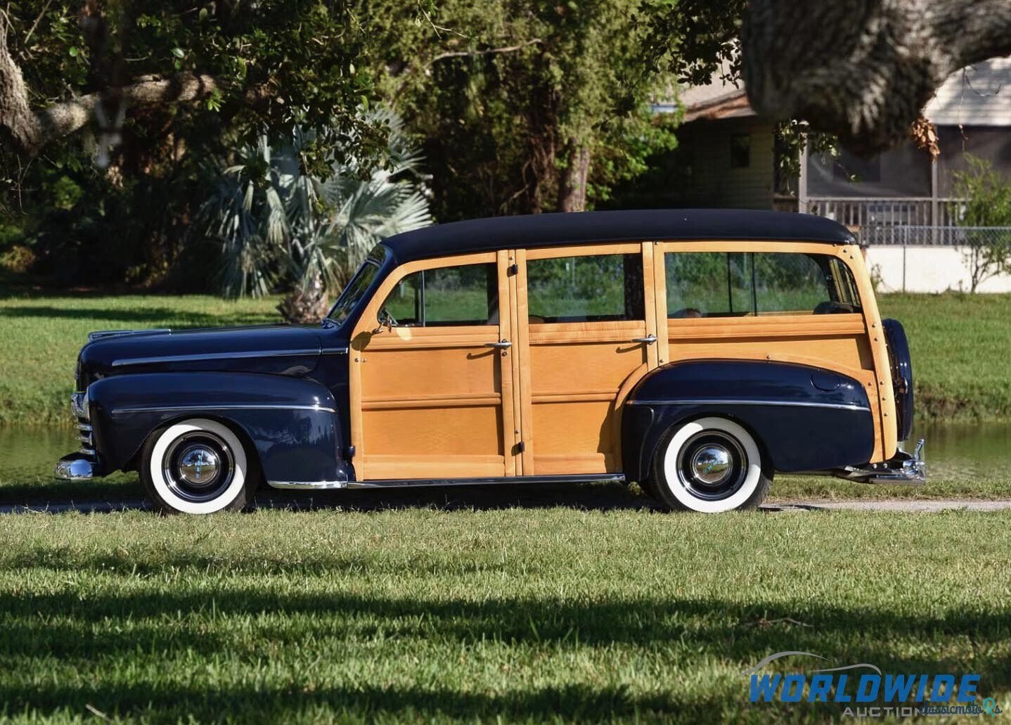 1947' Ford Super Deluxe photo #1