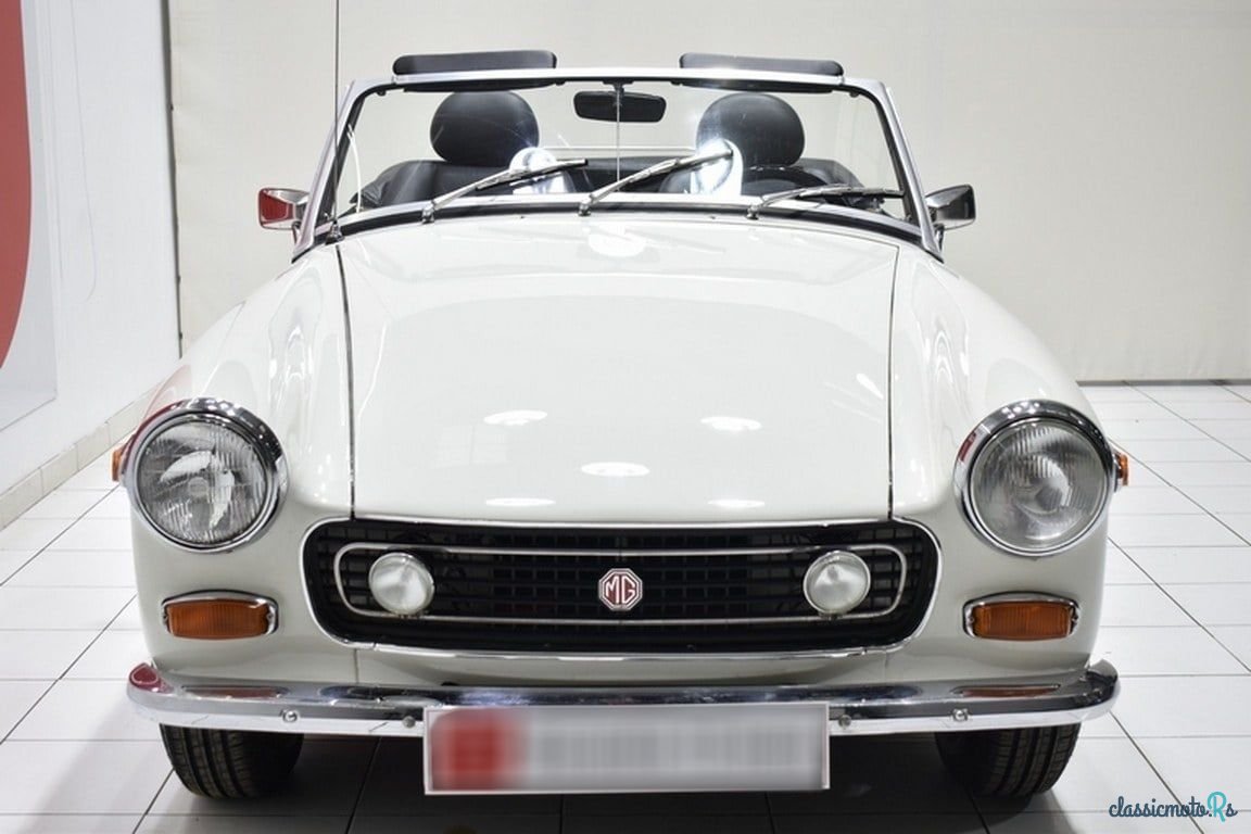 1974' MG Midget photo #6