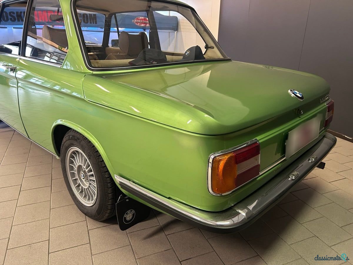 1976' BMW 1502 photo #6