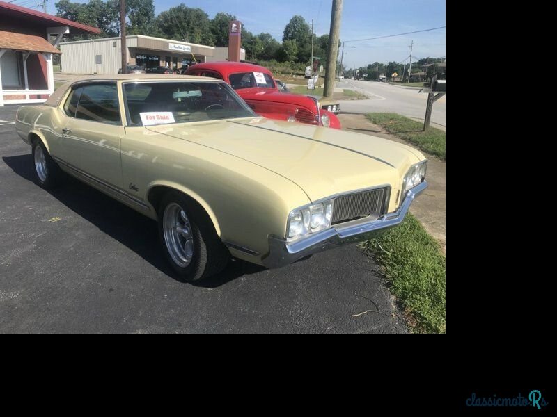 1970' Oldsmobile Cutlass photo #1