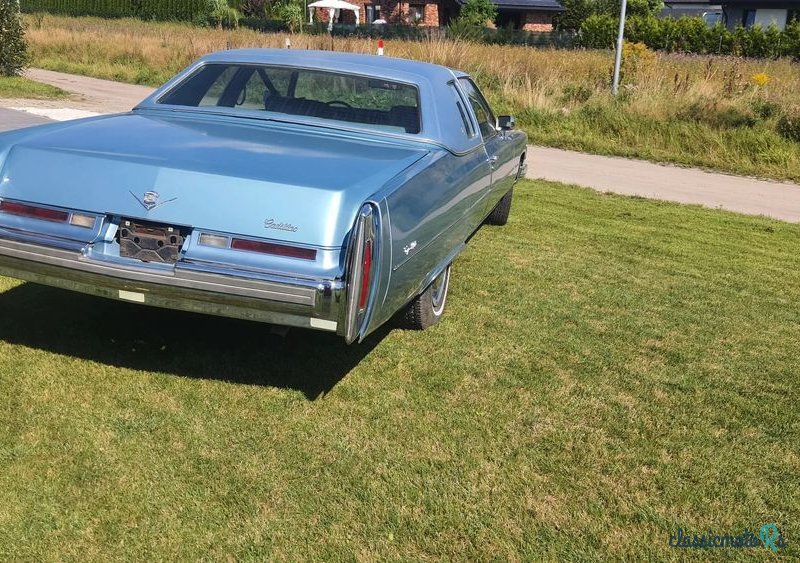 1976' Cadillac Deville photo #4