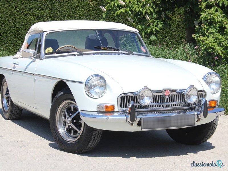 1973' MG MGB photo #2
