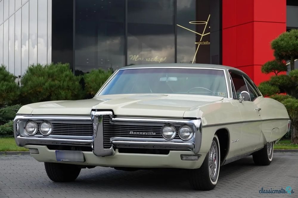 1968' Pontiac Bonneville photo #5